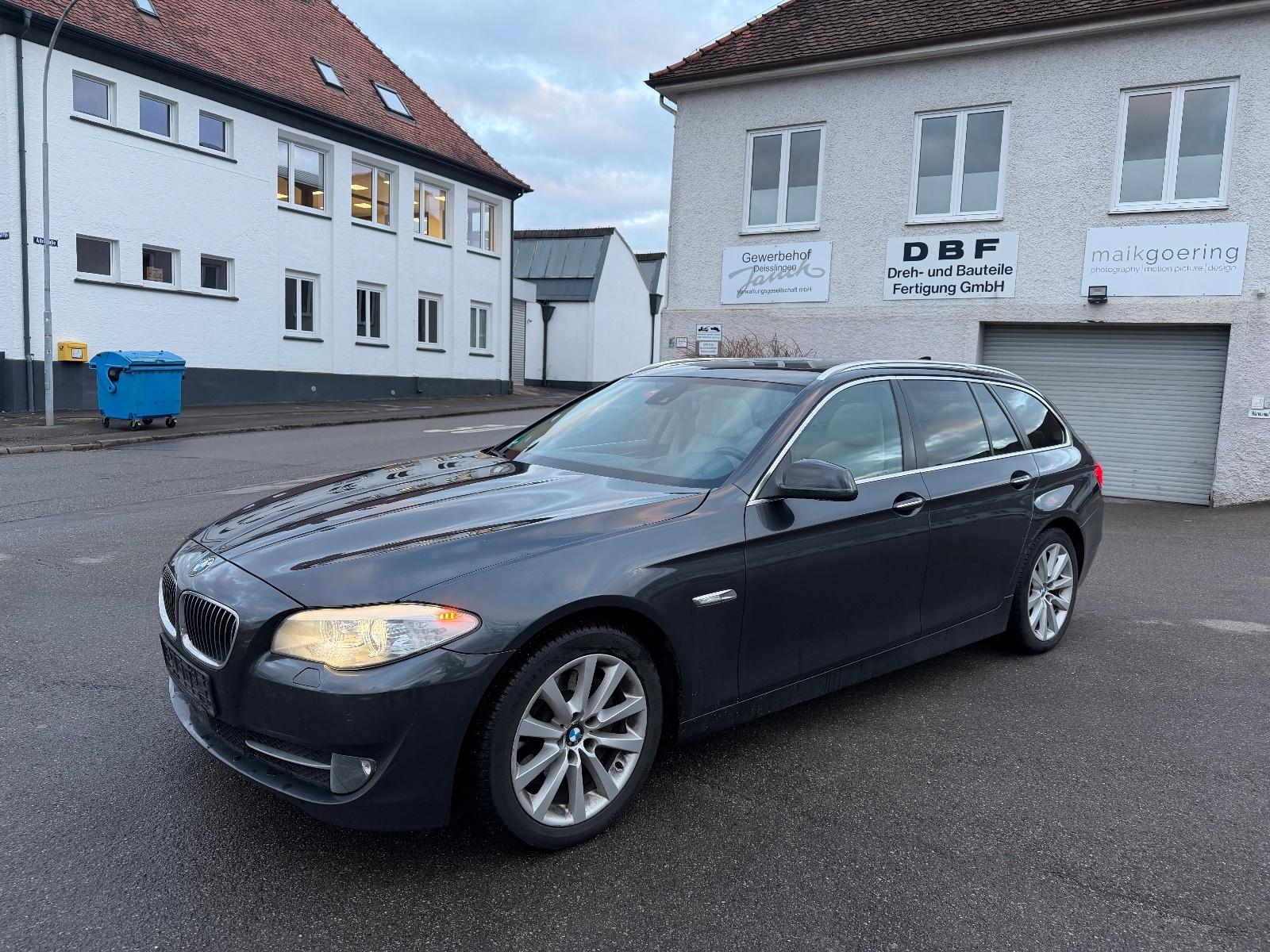 BMW 530d Touring/Automatik/Softclose/Kamera/Euro6