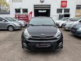 Kia Rio Attract*ALU*KAMERA*NAVI*TEMPOMAT*KLIMA* - Kia Rio: Limousine