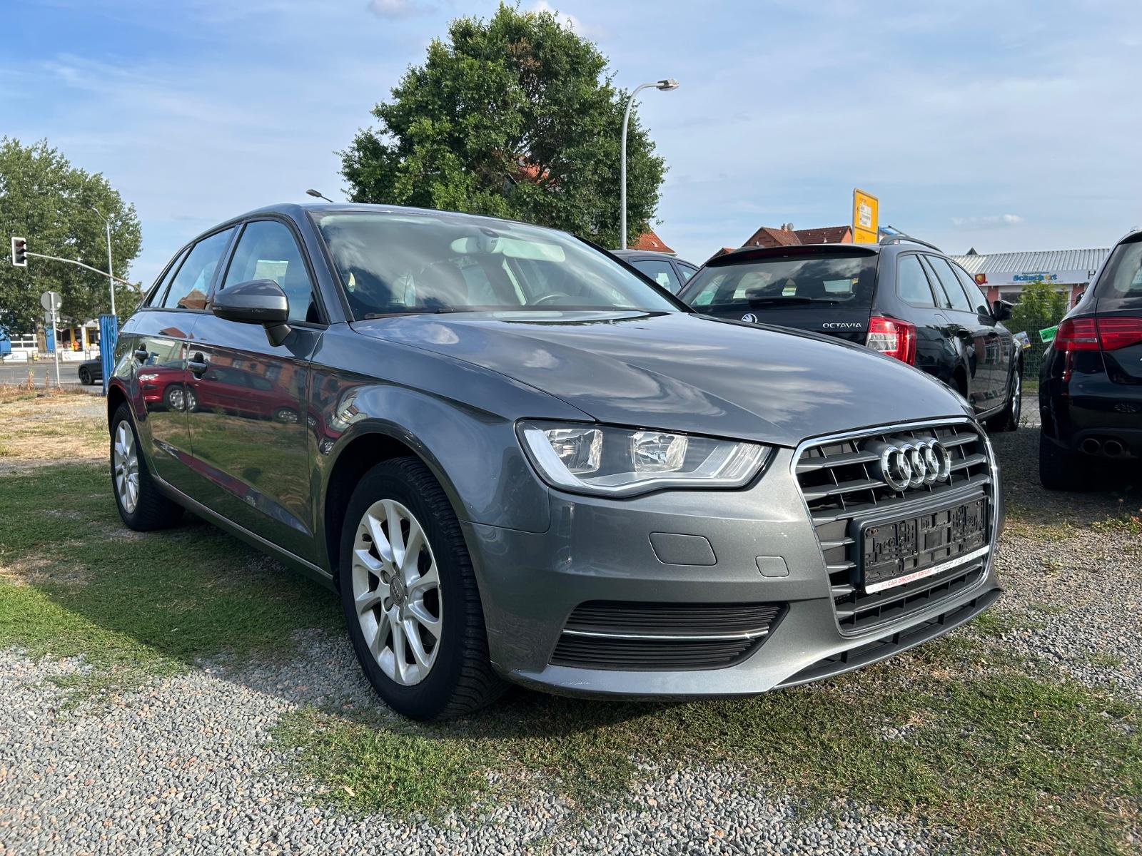 Audi A3 Sportback attraction  TÜV 01/2028