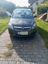 Opel Zafira 1.7 CDTI ecoFLEX Family Plus 92kW Fam... - Opel Zafira mit Diesel-Antrieb: 1.9