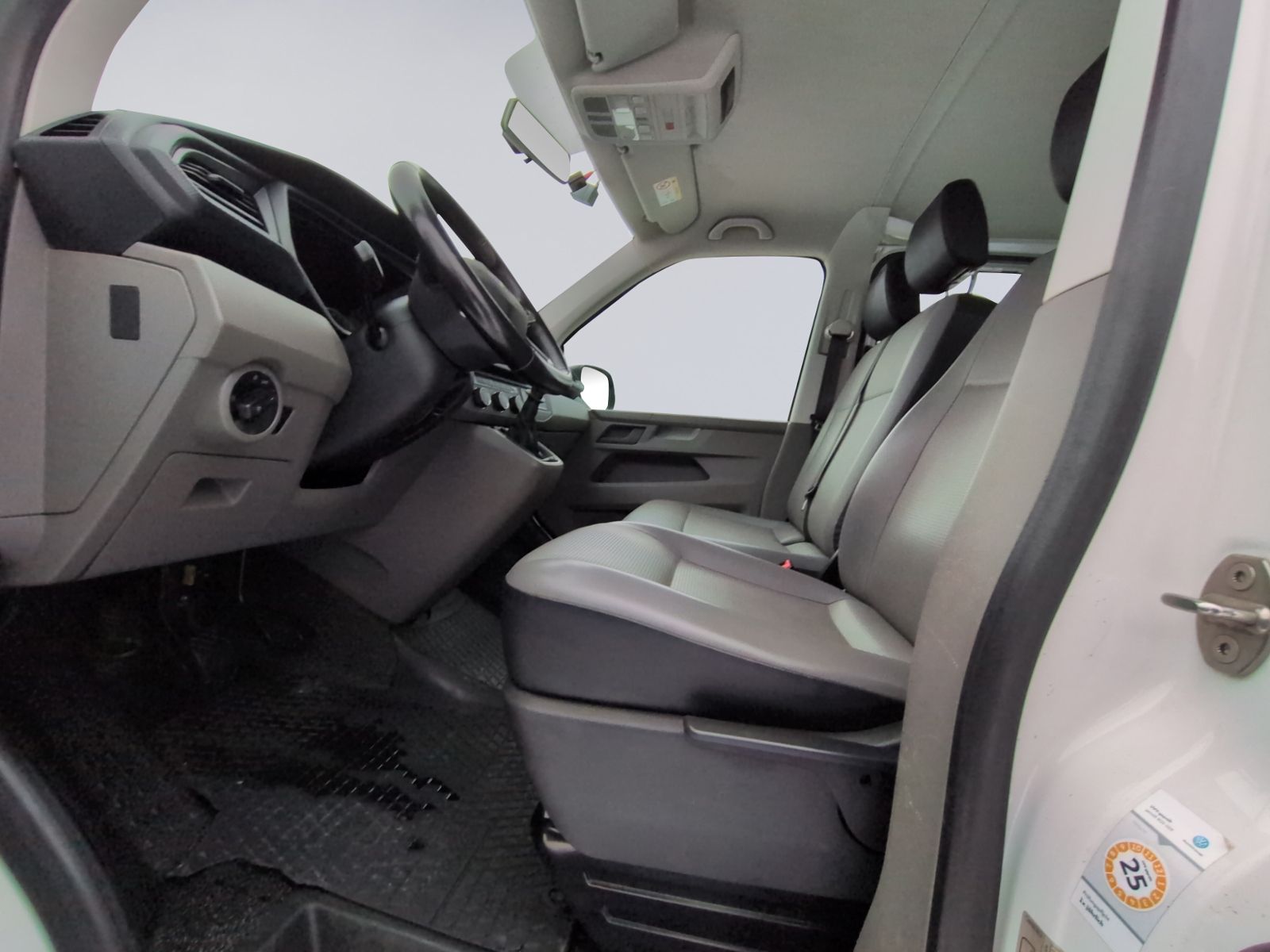 T6.1 Mixto 2.0 TDI LR LED+NAVI+AHK