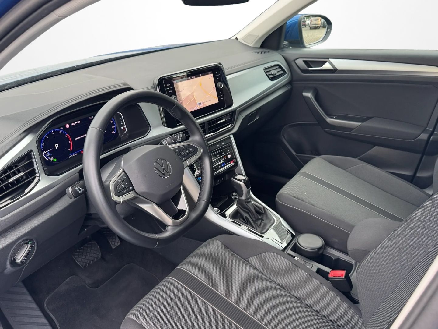 T-Roc 1.5 TSI DSG *LED*KAMERA*NAVI*KEYLESS*