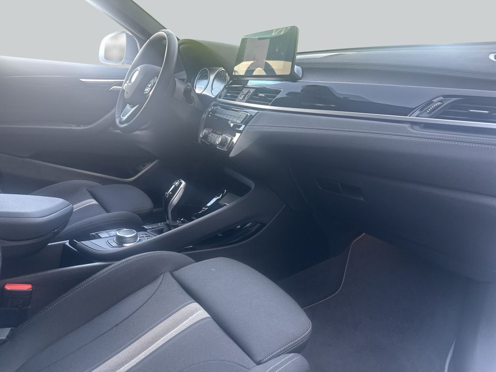 BMW X2 sDrive18i Aut. Advantage Plus LED Head-Up foto 14
