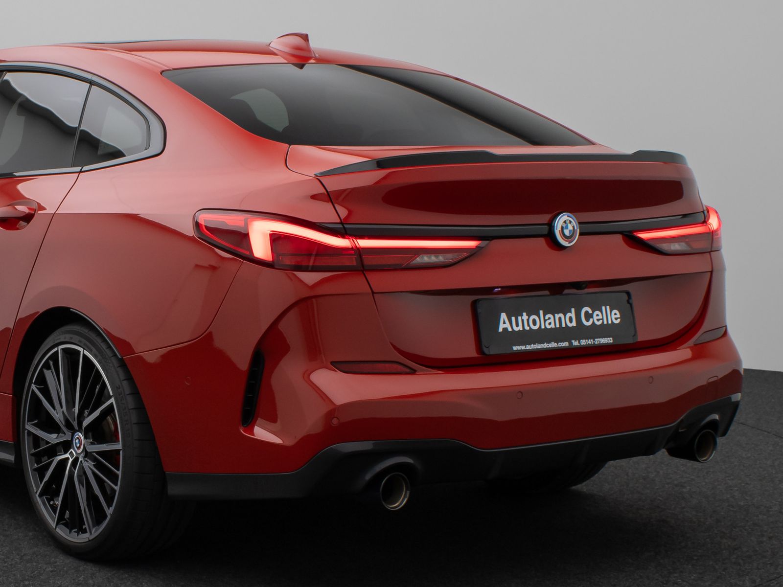Fahrzeugabbildung BMW 220i Gran Coupé xDr M Sport Panorama Kamera H/K