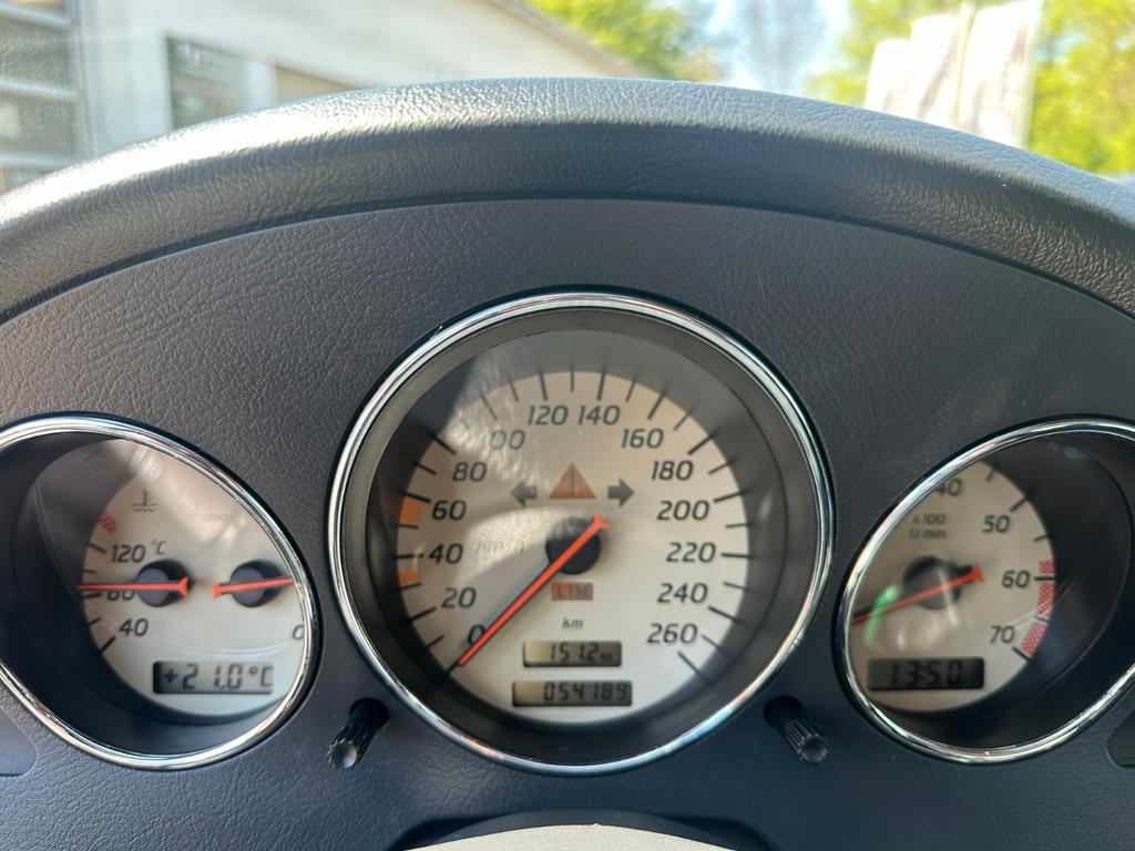 Mercedes-Benz SLK 230