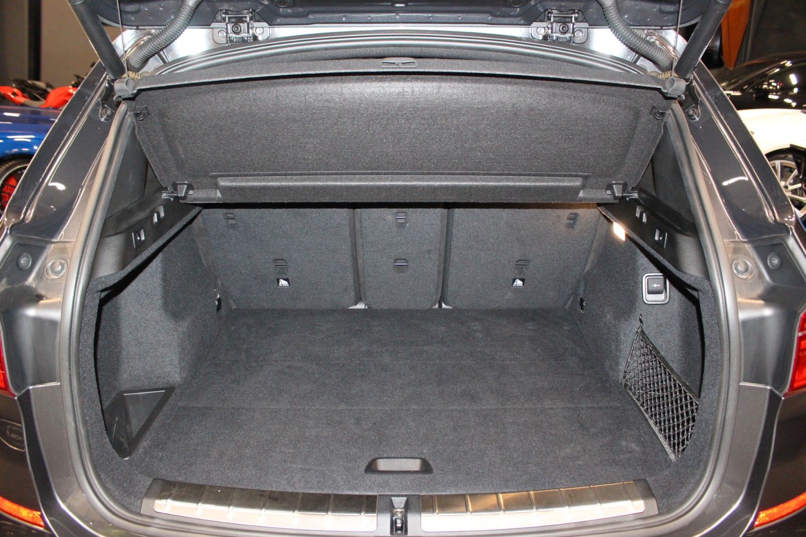 Fahrzeugabbildung BMW X1 xDrive 25 i M Sport Pano*HUD*Kamera*AHK