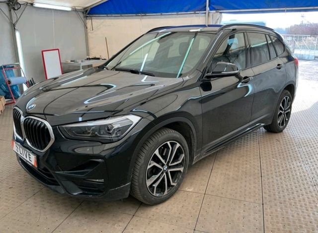 BMW X1 x20d Sport Line  AHK  HIFI Shadow Line