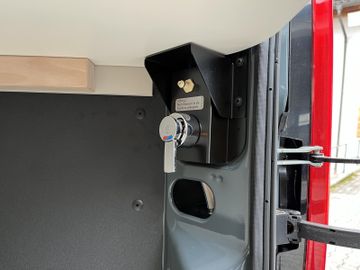 Westfalia Columbus 540 D 140 PS Solar SKYVIEW ACC