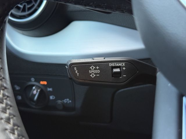Audi Q2 35 TFSI sport S-Tronic*LED*NAVI*ACC*PDC*TOP