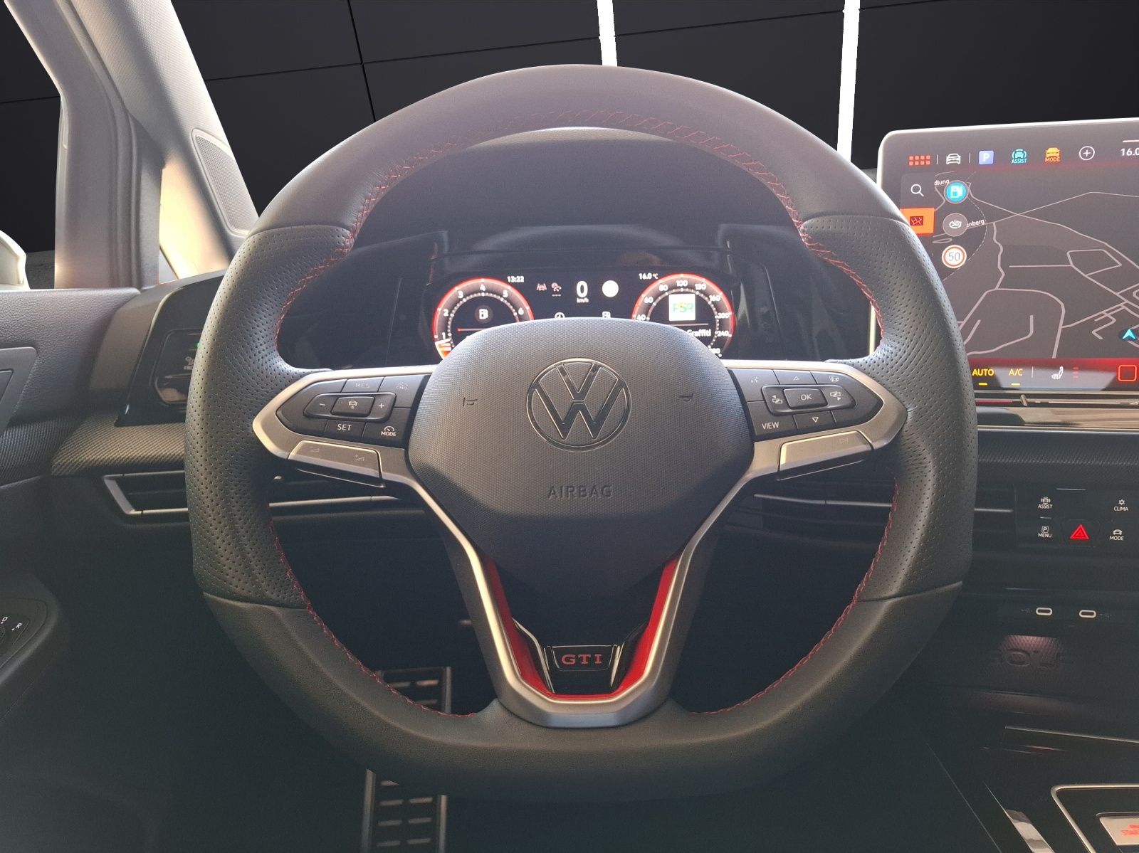 Fahrzeugabbildung Volkswagen Golf VIII GTI DSG LEDplus Navi AID HUD ACC RFK S