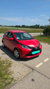 Toyota Aygo x 1.0  PS 69 TÜV Juni 2027 - Toyota in München: Aygo