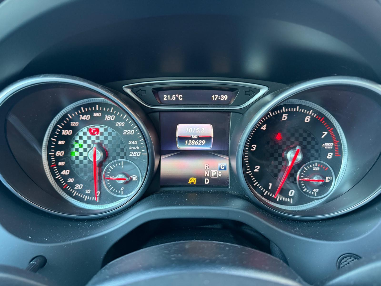 Mercdes-Benz A200 AMG 1.6 156ch - Harman Kardon - CT récent - Toit ouvrant - Régulateur de vitesse