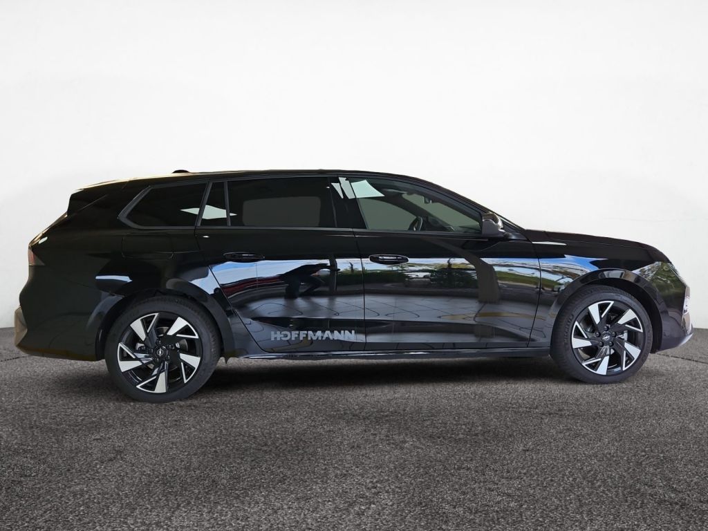 Fahrzeugabbildung Opel Astra Sports Tourer Hybrid 107 kW GS