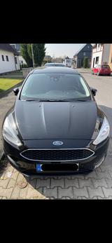 Ford Focus Turnier 1.0 EcoBoost 92kW Business Edition - Ford Focus: Schwarz, Edition