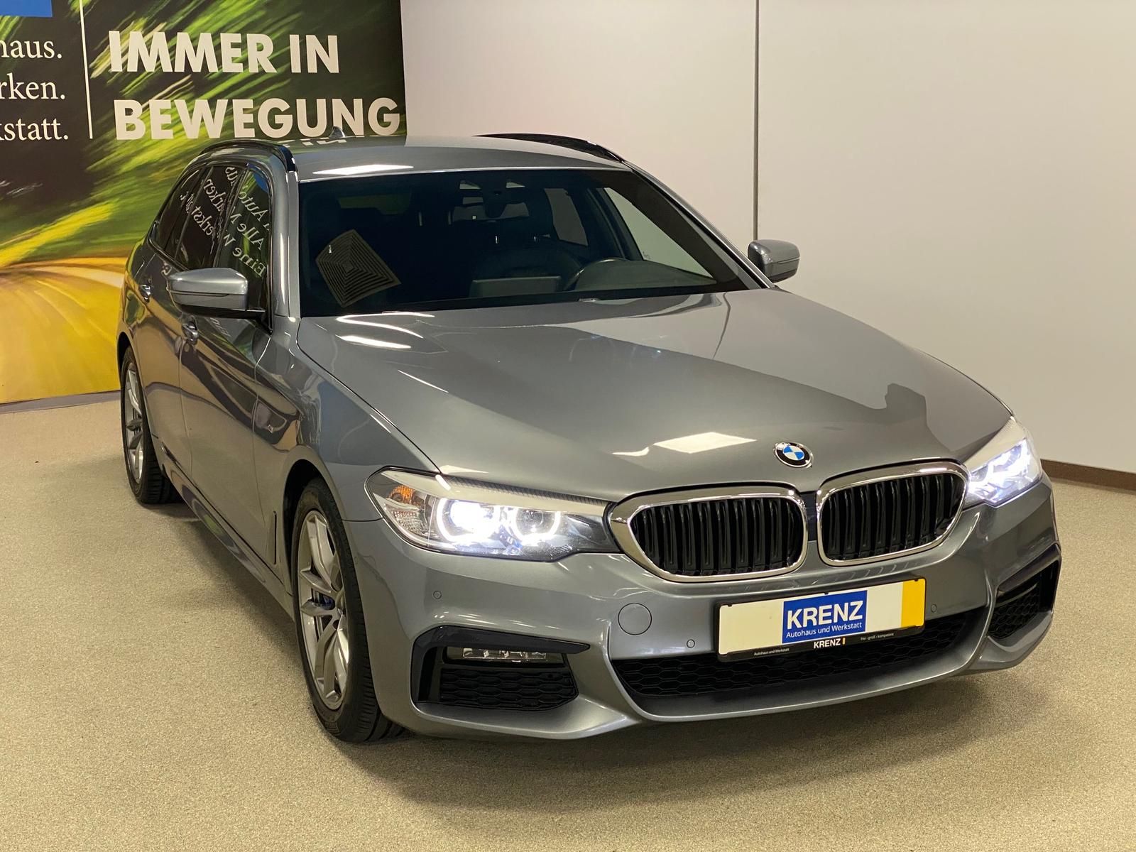 Fahrzeugabbildung BMW 530 3.0 24V 530 d xDrive M-Paket+Sport+LEDER+PDC