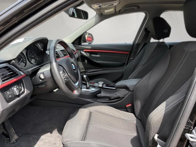 BMW 320 Touring SportLine Automatik Navi LED El. Hec