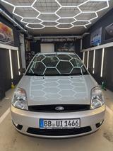 Ford Fiesta 1.4 16V Ambiente Ambiente - Ford Fiesta aus 2004: 1.4