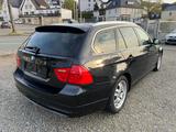 BMW Baureihe 3 Touring 320d xDrive.Navi.Auto.Leder - gebrauchte BMW 320 aus dem Jahr 2011