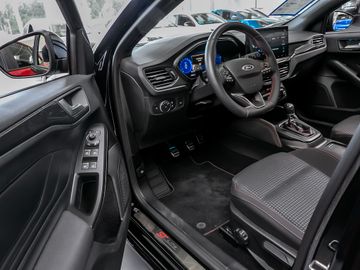 Ford Focus Turnier ST-Line X PANO AHK schwenkbar RFK