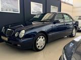 Mercedes-Benz E 200 Klima-Aut. St.Hzg. 1-Hand nur 90TKM - gebrauchte Mercedes-Benz E 200 aus dem Jahr 1999