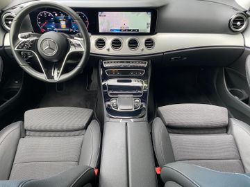 Mercedes E 200 - 9