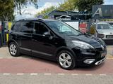 Renault Scenic III BOSE Edition X-MOD*Panorama*Navi*AHK* - Renault Scenic: Iii