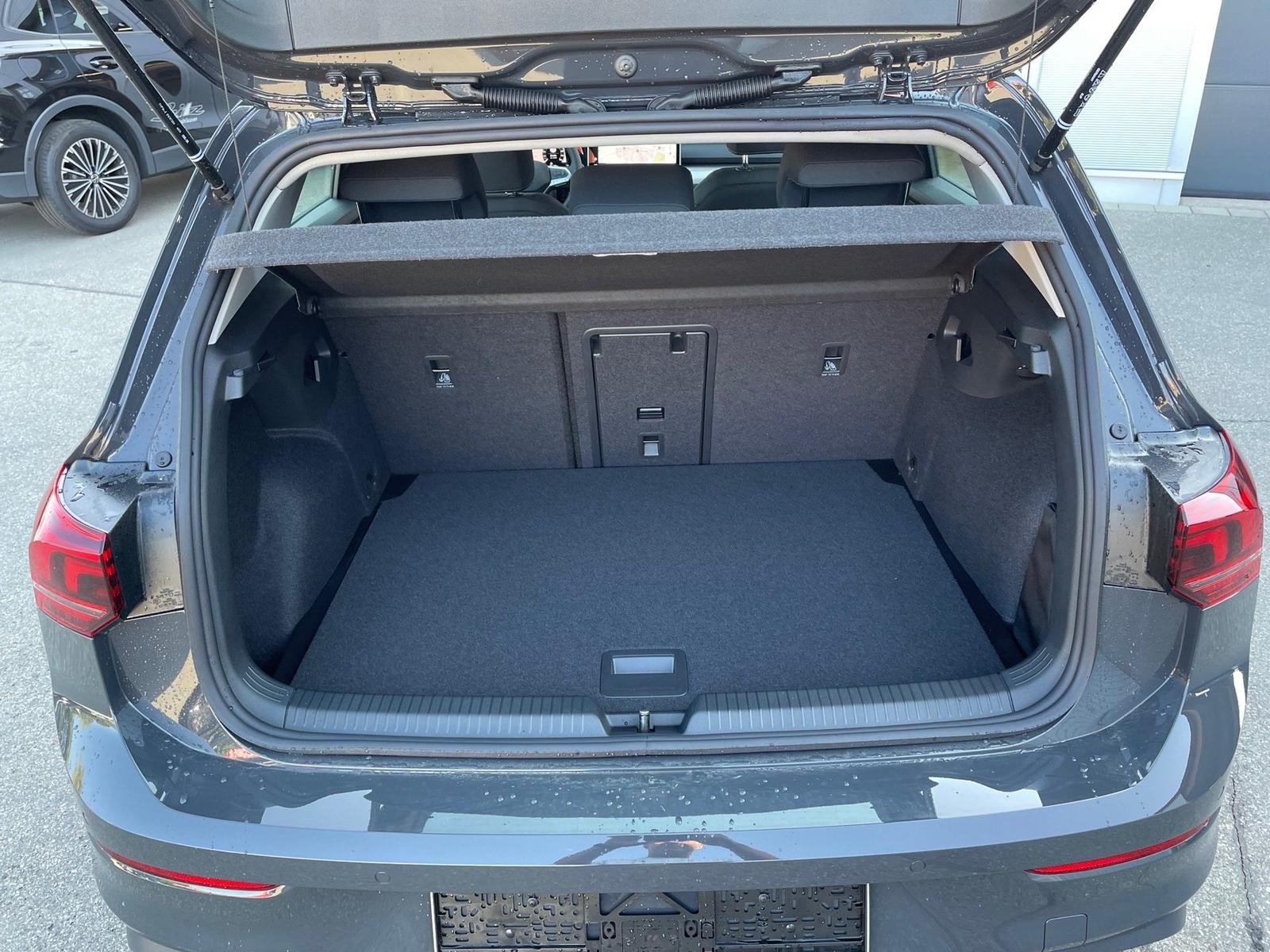 Volkswagen Golf VIII Lim. 1.5 TSI Life *NAVI*KAMERA*SITZHZG, миниатюра 16