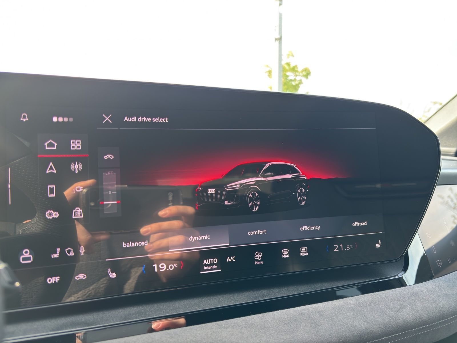 Audi Q6 e-tron - Bild 20