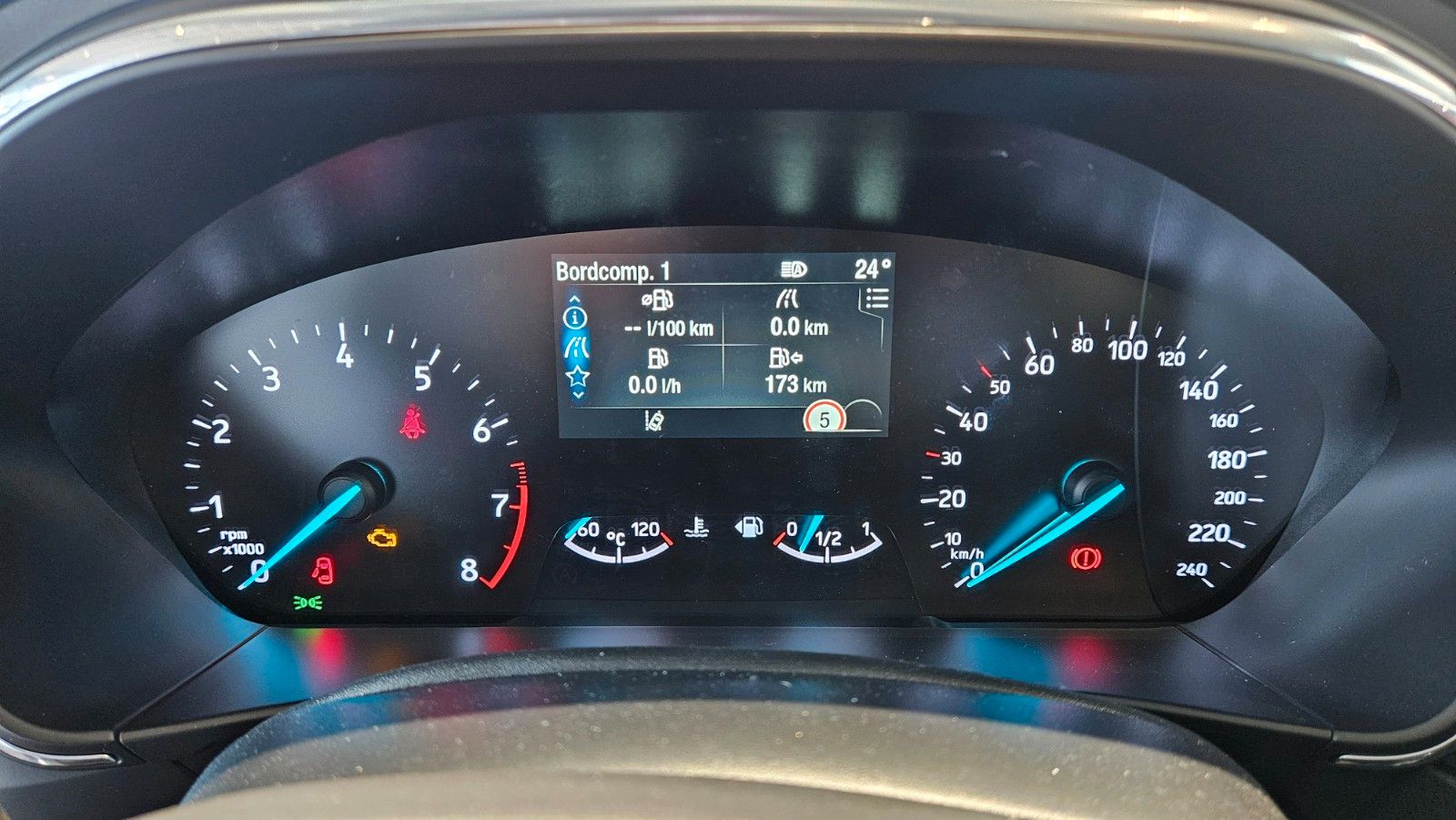 Fahrzeugabbildung Ford Focus Turnier Titanium el.Heckklappe Head-Up