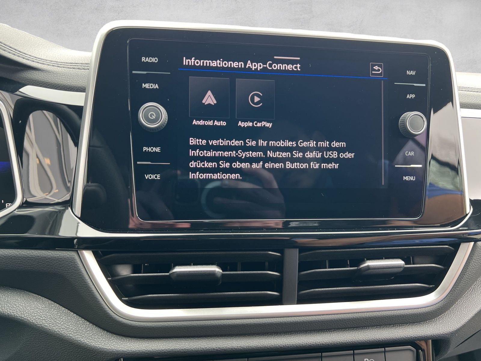T-Roc Cabriolet R-Line 1.5 TSI DSG AHK*Navi*LED