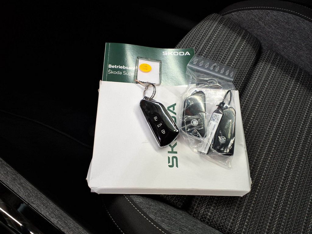 Skoda Superb - Bild 8