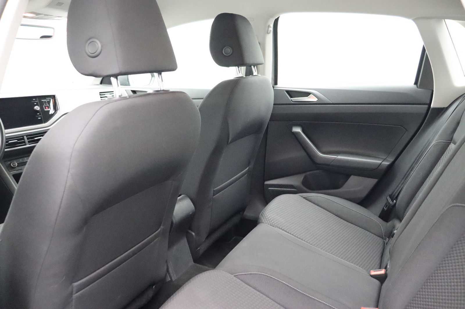 Fahrzeugabbildung Volkswagen Polo VI 1.0 Comfortline