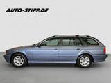 BMW 520i Touring NAVI TEMPOMAT LEDER XENON SITZH PDC - BMW 520 aus 2001: Kombi