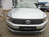 Volkswagen Passat 1,4 TSI Comfortline*NAVI*PDC*AHK*SHZ*Temp - Volkswagen Passat mit Benzin-Antrieb: Limousine, 1.4