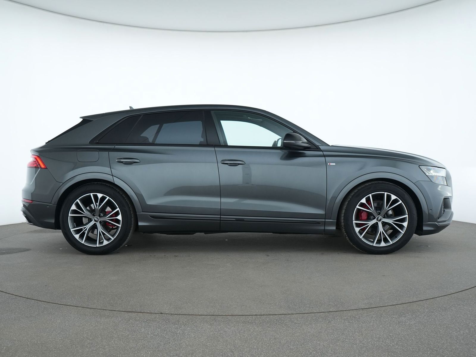 Audi Q8 quattro Panorama Matrix-LED Navi ACC 360°Cam foto 5
