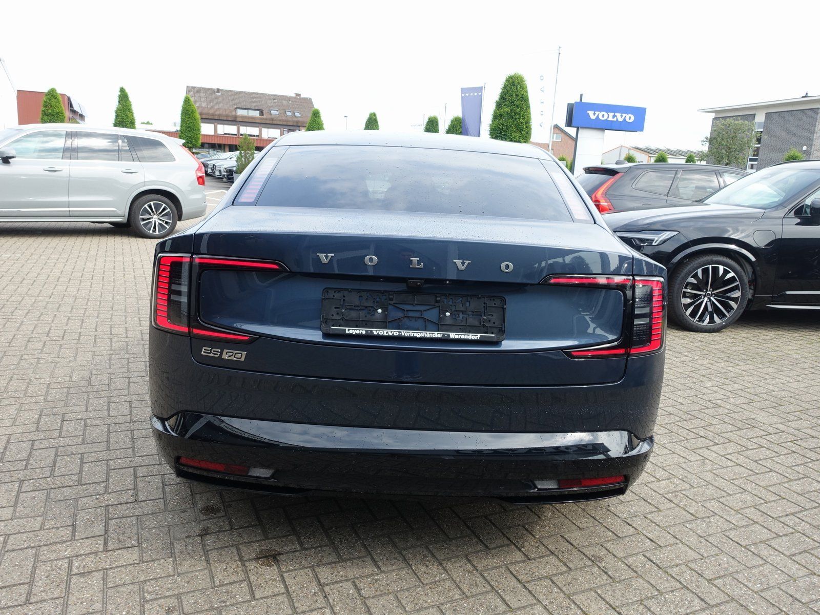 Volvo ES90 Single Motor Extended Range Ultra/B&W/360° imagem 3