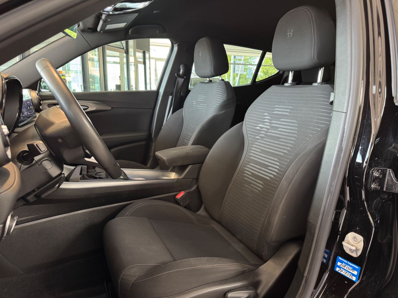 Fahrzeugabbildung Alfa Romeo Tonale Super/LED/PDC/CarPlay/Tempomat/ALU/1Hand