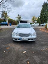Mercedes-Benz Mercedes E240 - Mercedes-Benz E 240 in Frankfurt (Main)