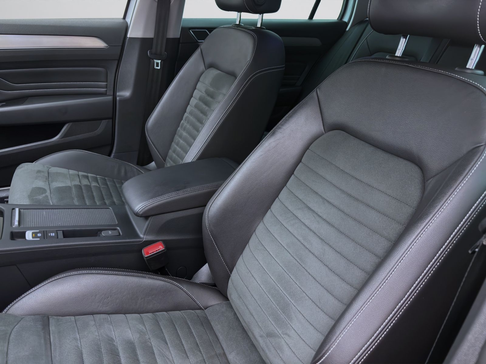 Volkswagen Passat Variant - Bild 10