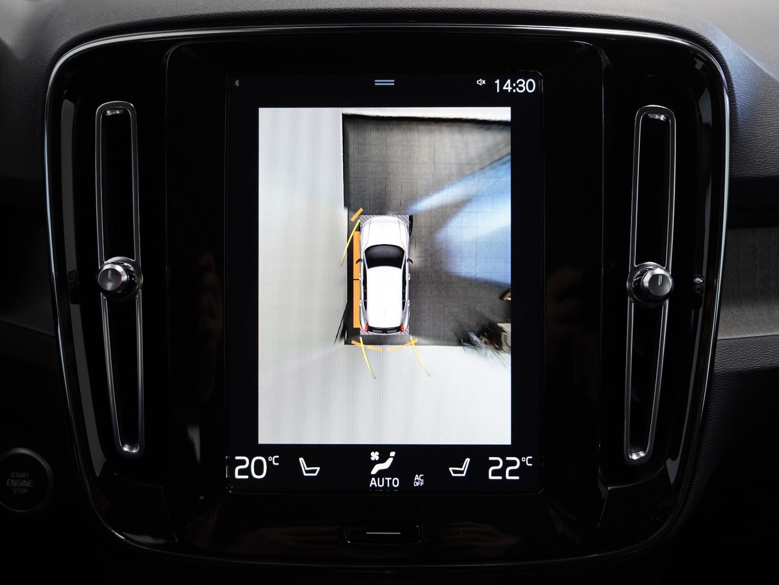 Fahrzeugabbildung Volvo XC40 B4 B Inscription LED/NAVI/ACC/LEDER/360°