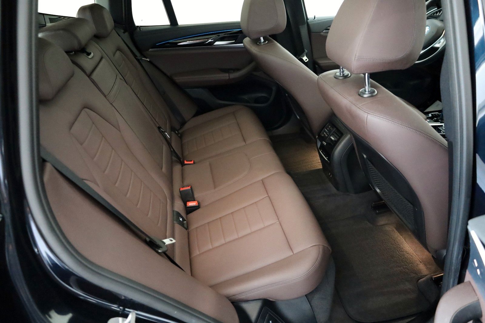 Fahrzeugabbildung BMW iX3 Inspiring,Leder,Navi,LED,SH,Kamera,Panorama
