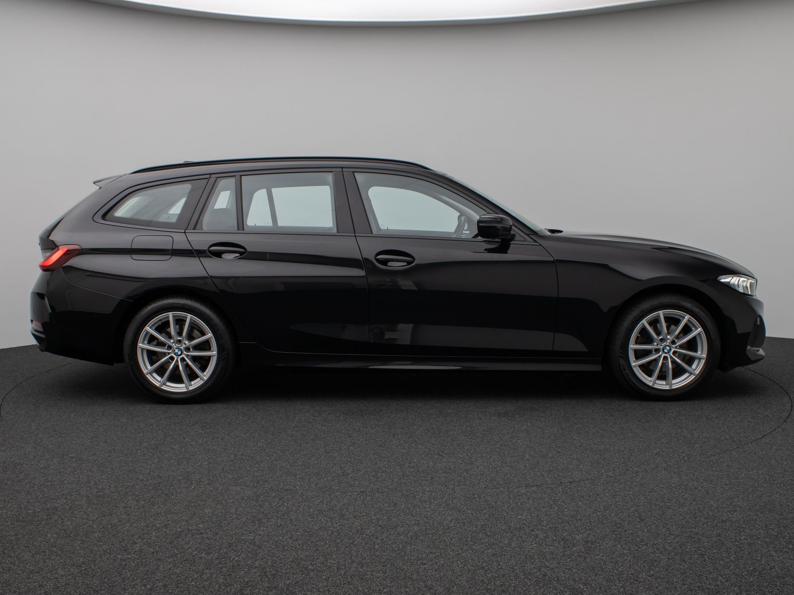 Fahrzeugabbildung BMW 320d xD DAB CockPit+ PDC LED Geschwindigkeitsreg