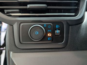 Ford Tourneo Custom 2.0 EcoBlue L1 Titanium