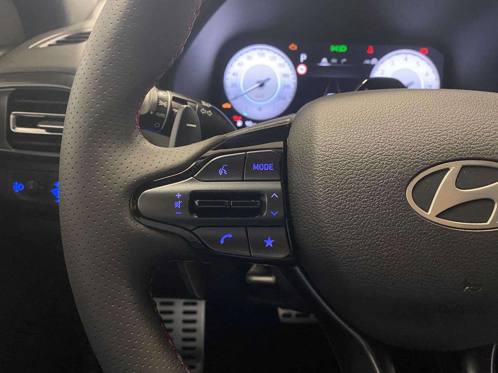 Fahrzeugabbildung Hyundai i30 N-Line APP+KLIMA+RFK+PDC+NAVI+SITZHEIZ+Andro