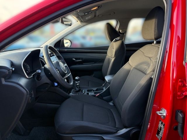 Fahrzeugabbildung Hyundai Tucson Pure 2WD +KLIMA+TEMPOMAT+CARPLAY+RADIO+UV