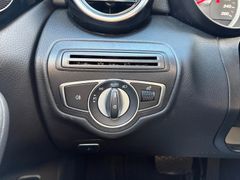Fahrzeugabbildung Mercedes-Benz C 180 T CGI Navi Sitzh Alu LED el.Klappe 2.Hand
