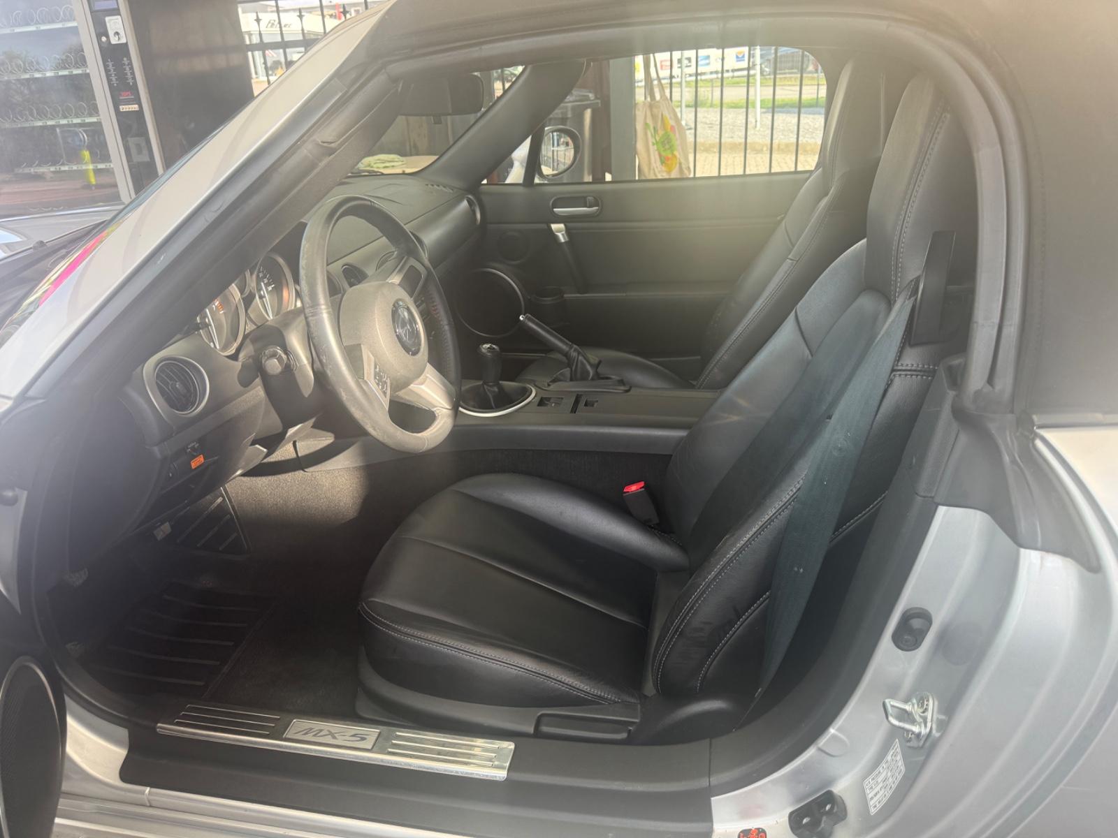 Mazda MX-5 1.8 Emotion,klima,Leder .79000km