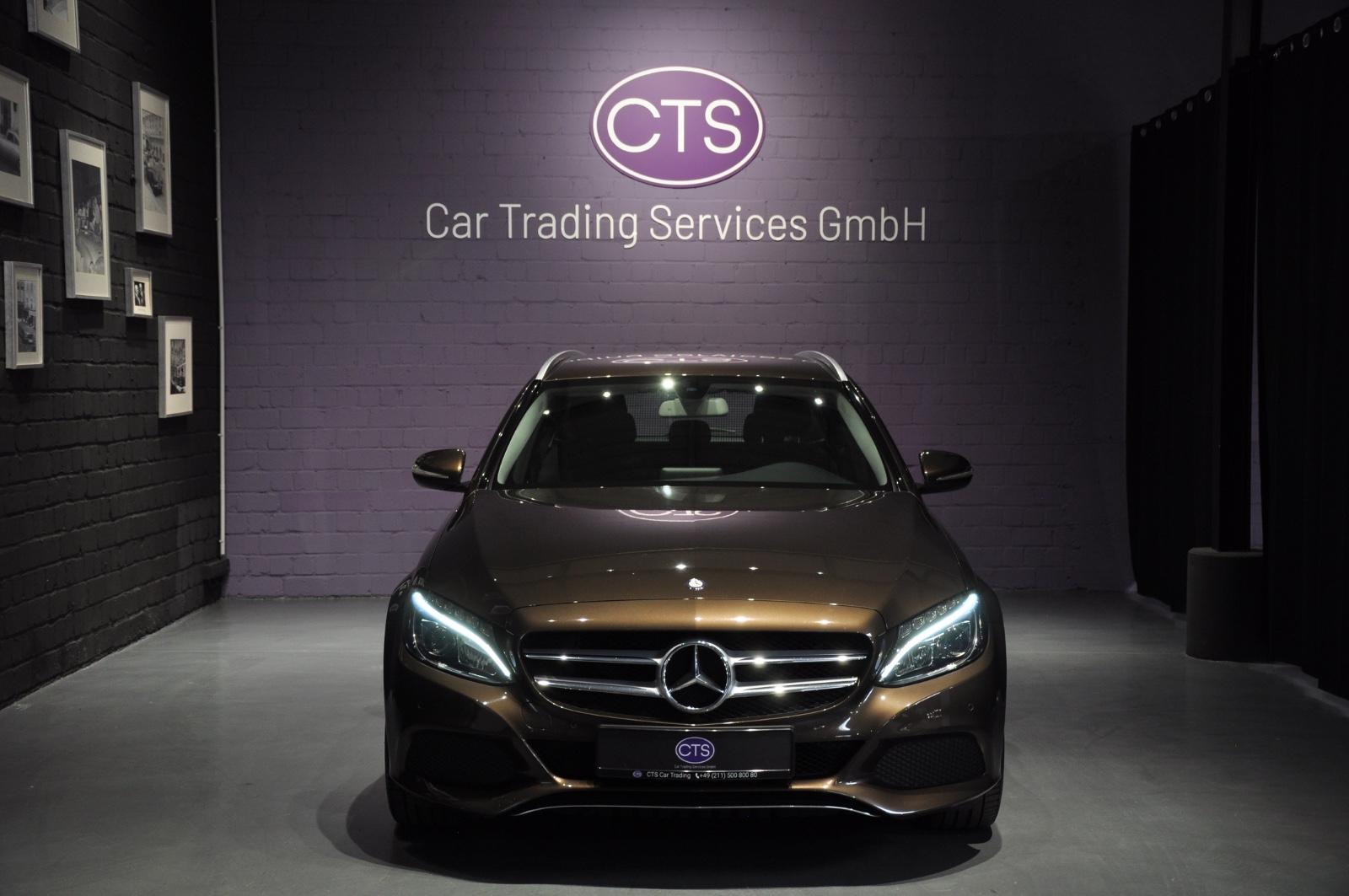 Mercedes-Benz C 180 CGI/BUSINESS PLUS/LEDER PAKET/AMBIENTE