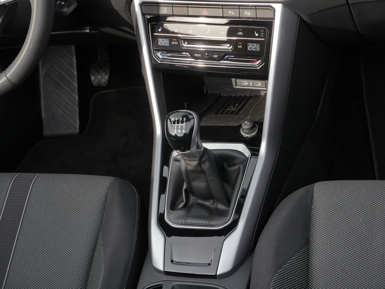 Volkswagen T-Roc - Bild 9