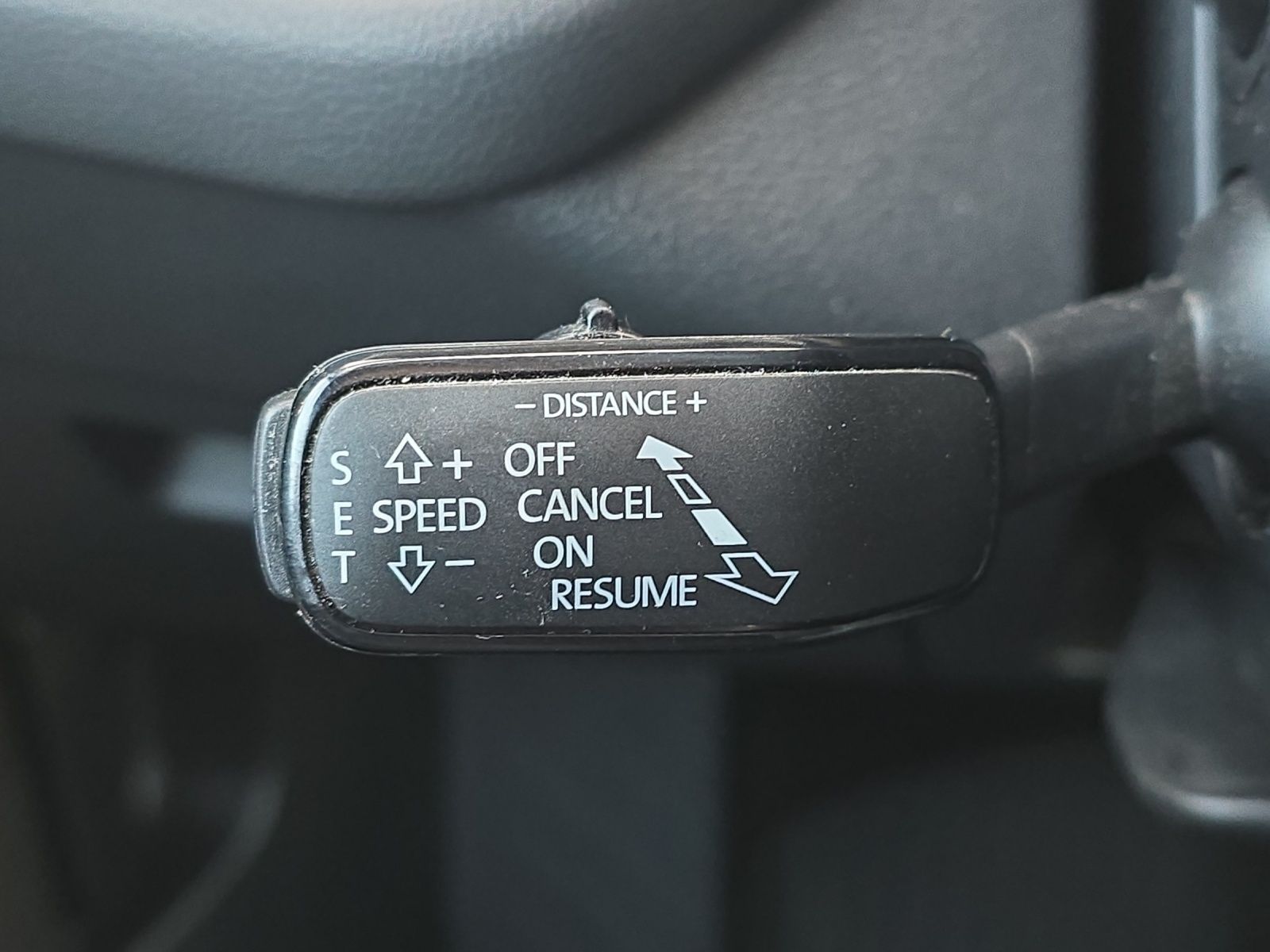 Fahrzeugabbildung SKODA Octavia Combi First Edition iV 1.4 ACC KAMERA LE